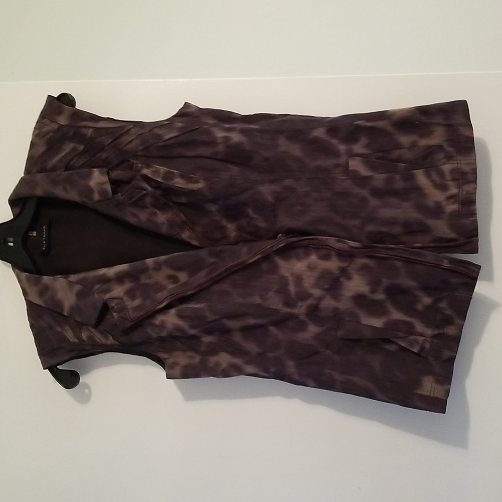 Elie Tahari leopard pattern vest.